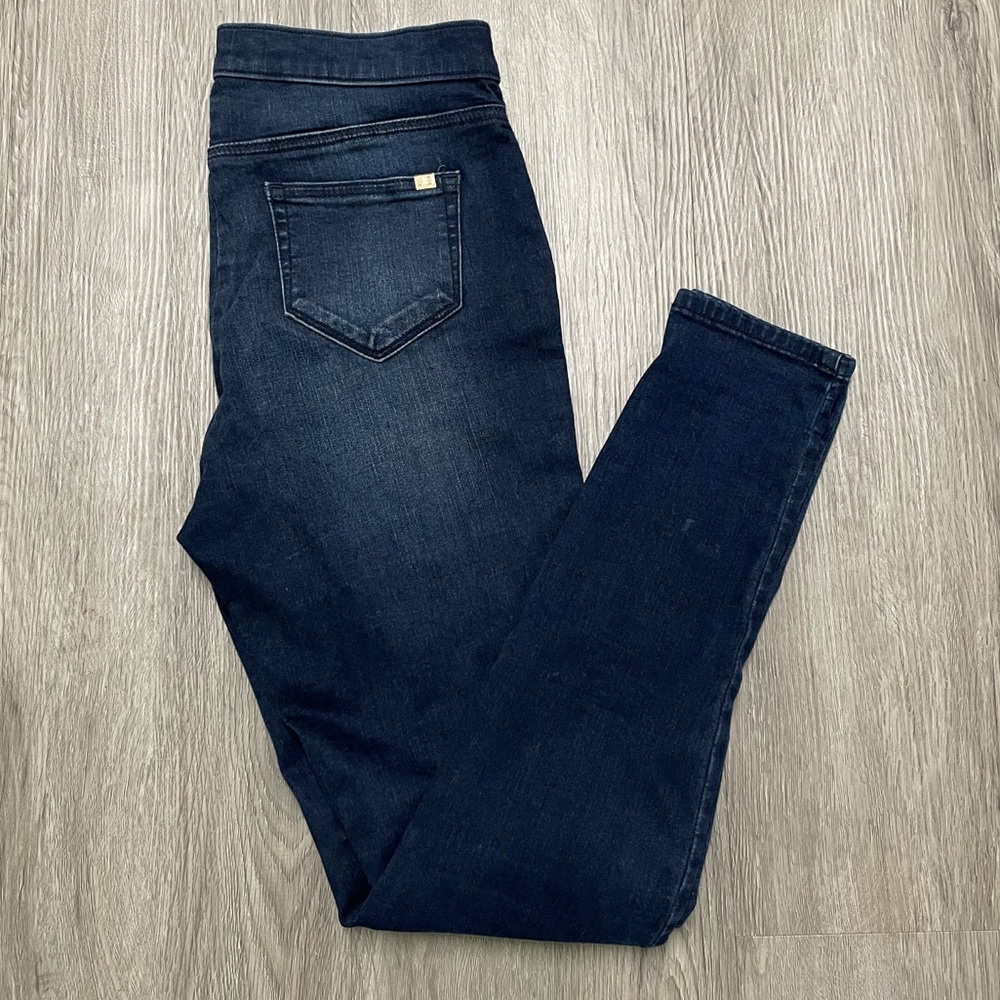 Jennifer Lopez JLO Dark Wash Distressed Jeggings